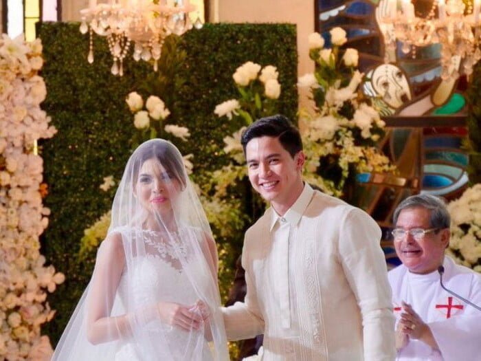 Alden Richards at Maine Mendoza